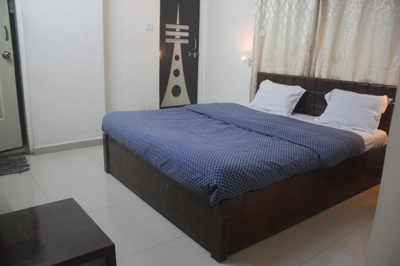 Le Pension Daman Exterior photo